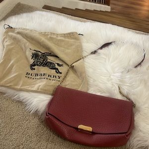 Burberry clutch
